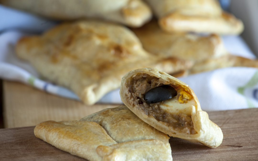 EMPANADAS CHILENAS (3 OPCIONES DE RELLENOS)